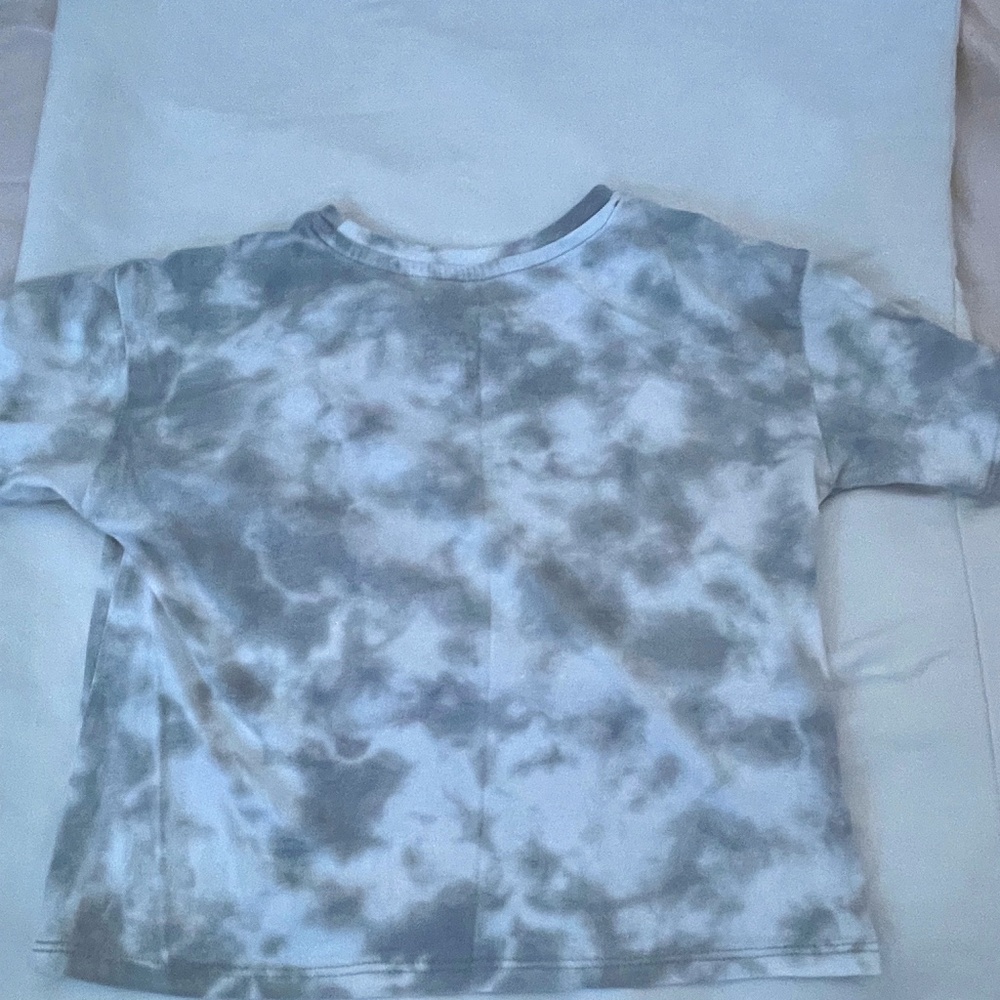 girls polariod cropped tee